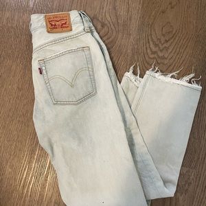 Straight leg Levi’s 501s